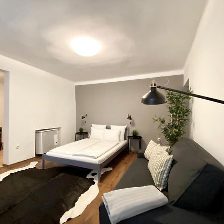 Budget Apartment By Hi5- Karoly 16 Budapeşte Dış mekan fotoğraf
