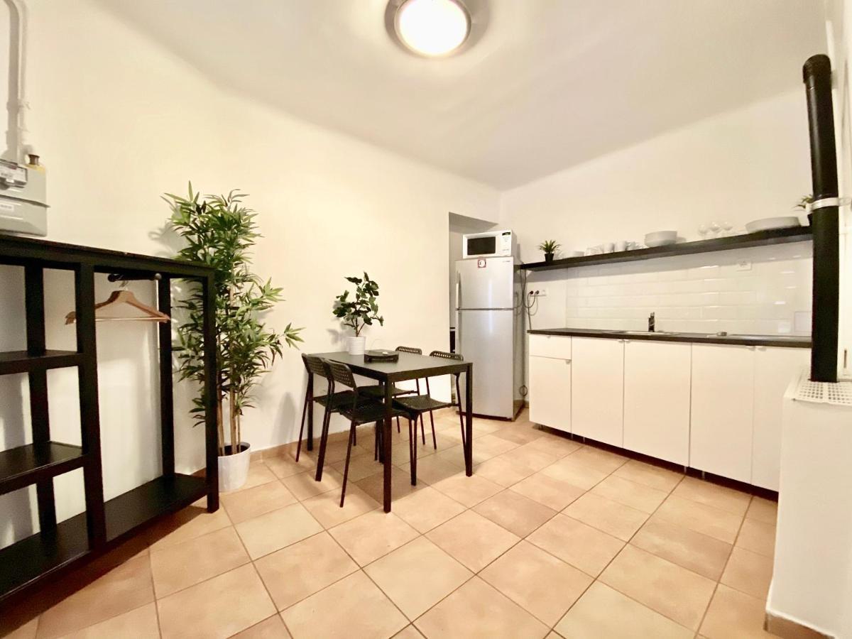 Budget Apartment By Hi5- Karoly 16 Budapeşte Dış mekan fotoğraf
