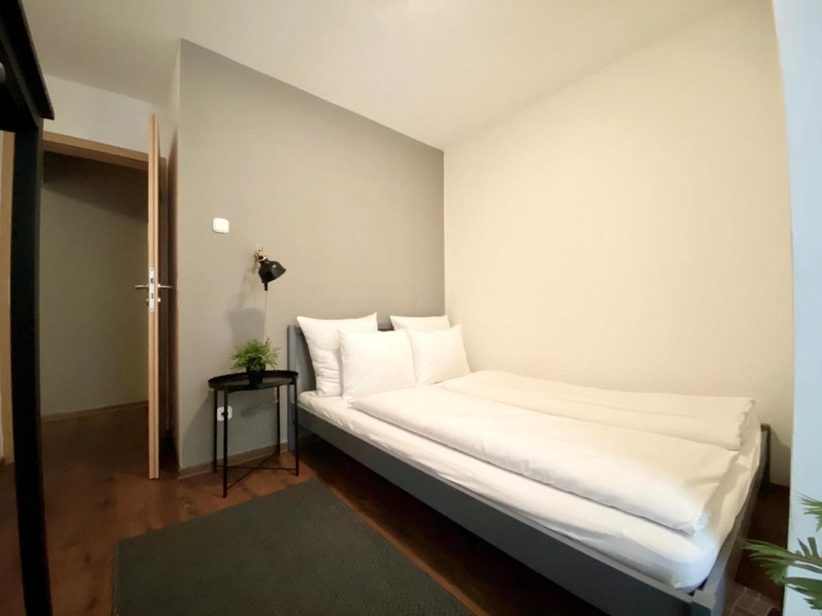 Budget Apartment By Hi5- Karoly 16 Budapeşte Dış mekan fotoğraf